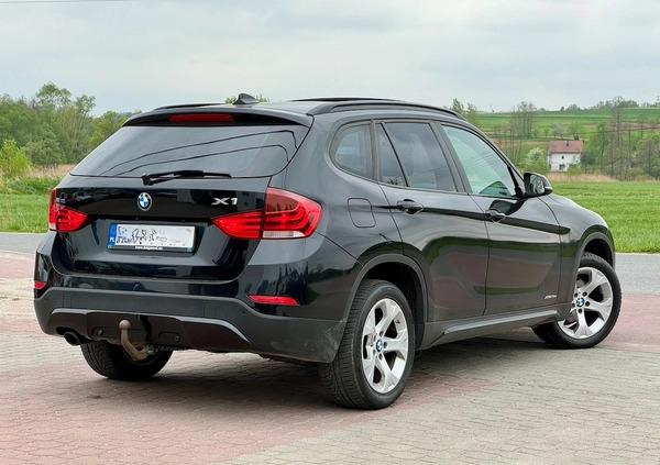 BMW X1 cena 49900 przebieg: 155000, rok produkcji 2014 z Radymno małe 67
